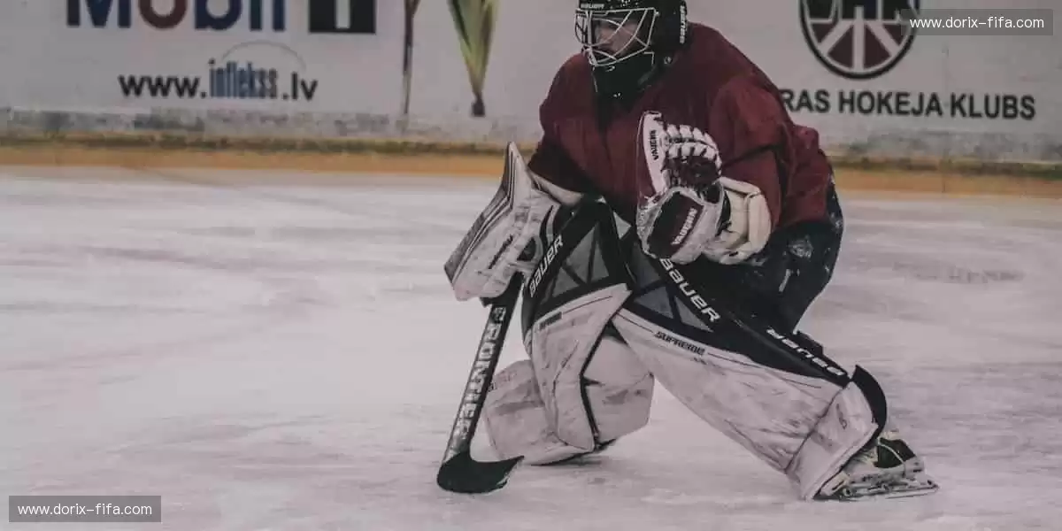 🎮用潮流诠释热爱，周边产品让运动精神融入生活！